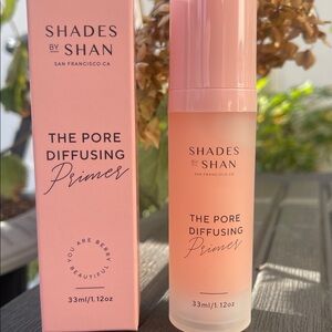 Shades By Shan - The Pore Diffusing Face Primer